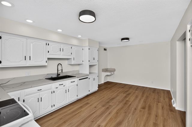 2210 NW 5th Street, Ankeny, IA 50023