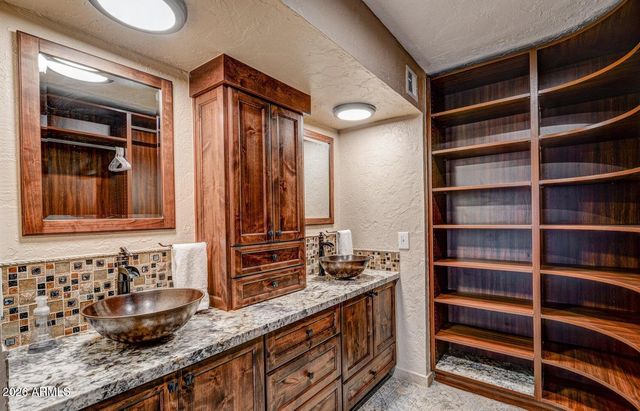 6520 E PEAK VIEW Road, Cave Creek, AZ 85331