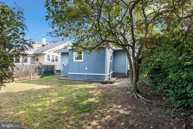 213 WASHINGTON AVE, Egg Harbor City, NJ 08215