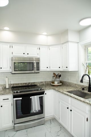 22 Patten Dr, Marlborough, MA 01752