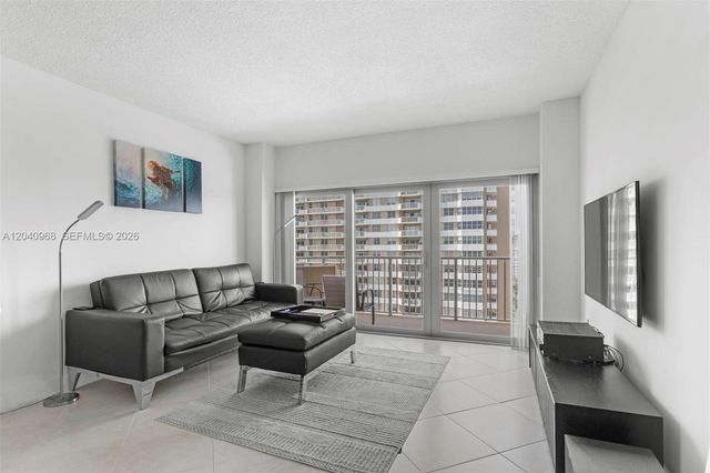 1965 S Ocean Dr 11E, Hallandale Beach, FL 33009