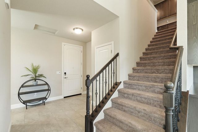 2912 Zinnia Way, Lodi, CA 95242