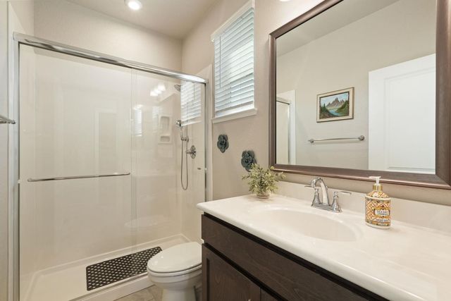 2912 Zinnia Way, Lodi, CA 95242