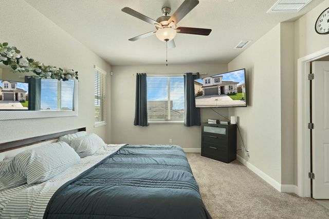 2912 Zinnia Way, Lodi, CA 95242