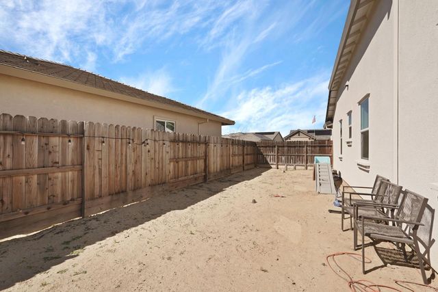2912 Zinnia Way, Lodi, CA 95242