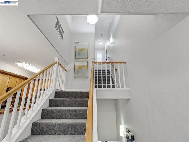 6067 Old Quarry Loop, Oakland, CA 94605