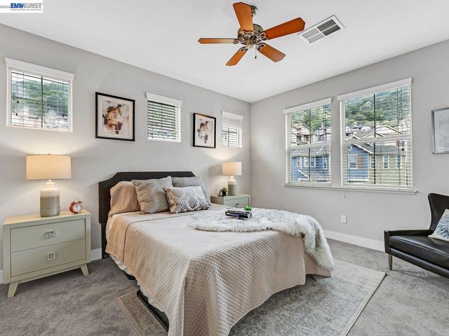 6067 Old Quarry Loop, Oakland, CA 94605