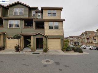 6067 Old Quarry Loop, Oakland, CA 94605