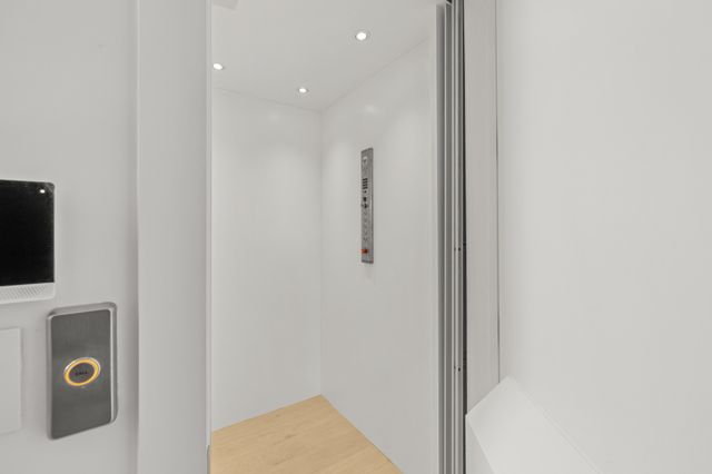 610 N Oak Cliff Boulevard 304, Dallas, TX 75208