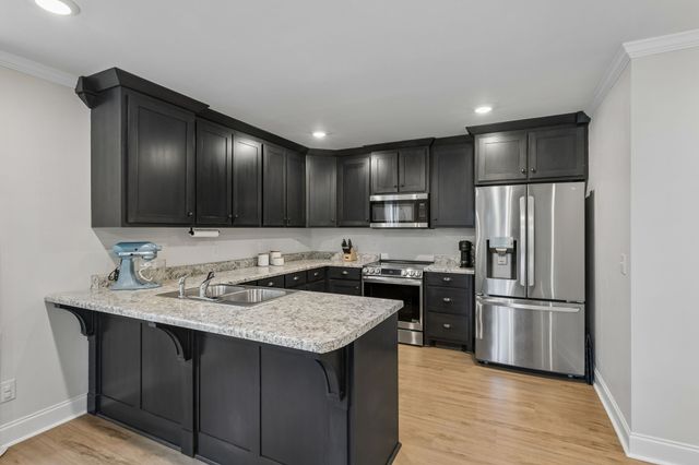 111 Fiddlers Ct, Pulaski, TN 38478