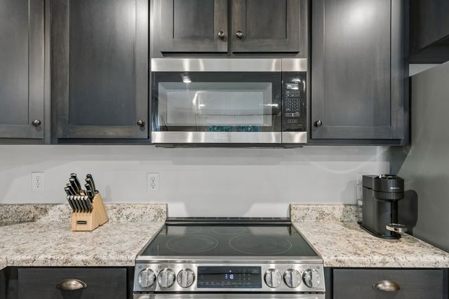 111 Fiddlers Ct, Pulaski, TN 38478