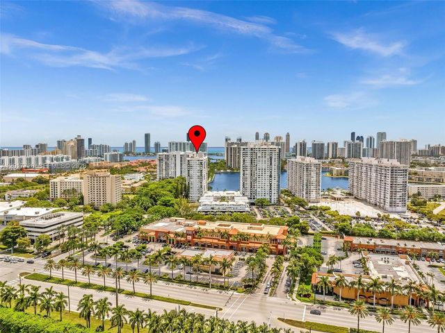 2780 NE 183rd St 302, Aventura, FL 33160
