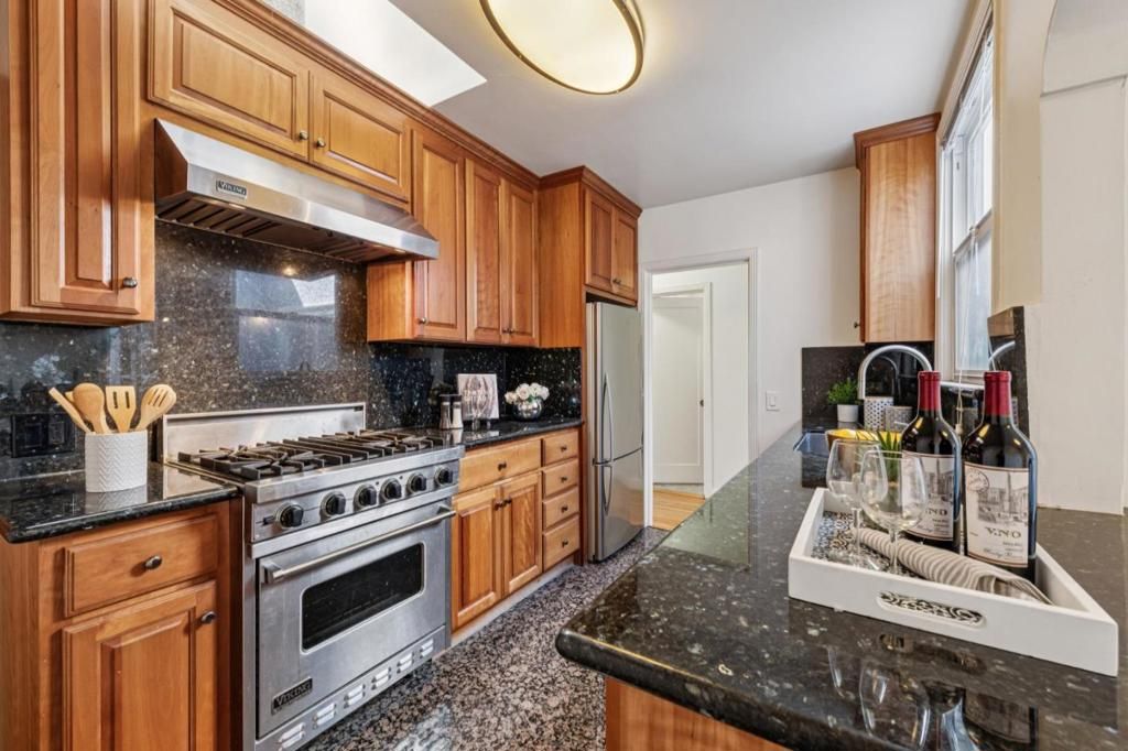 Image 19 of property listing at 132 School Street, Daly City, CA 94014