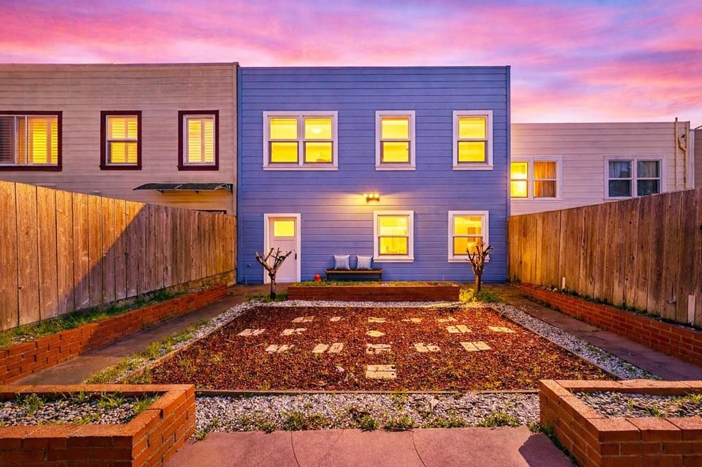 Image 2 of property listing at 132 School Street, Daly City, CA 94014