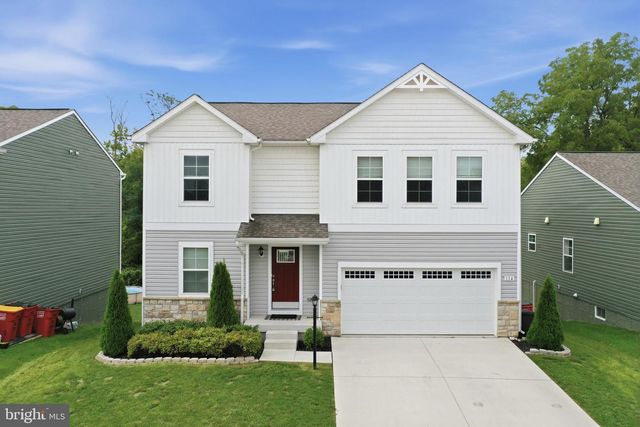 114 BELMONT PL, Falling Waters, WV 25419