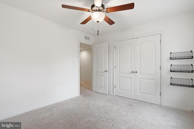 114 BELMONT PL, Falling Waters, WV 25419