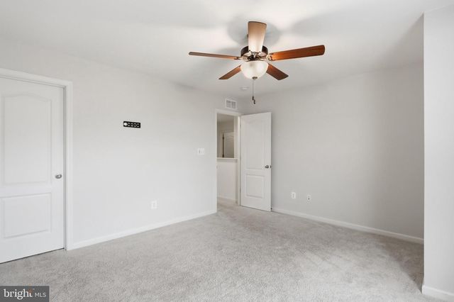 114 BELMONT PL, Falling Waters, WV 25419