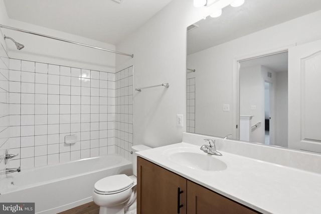 114 BELMONT PL, Falling Waters, WV 25419