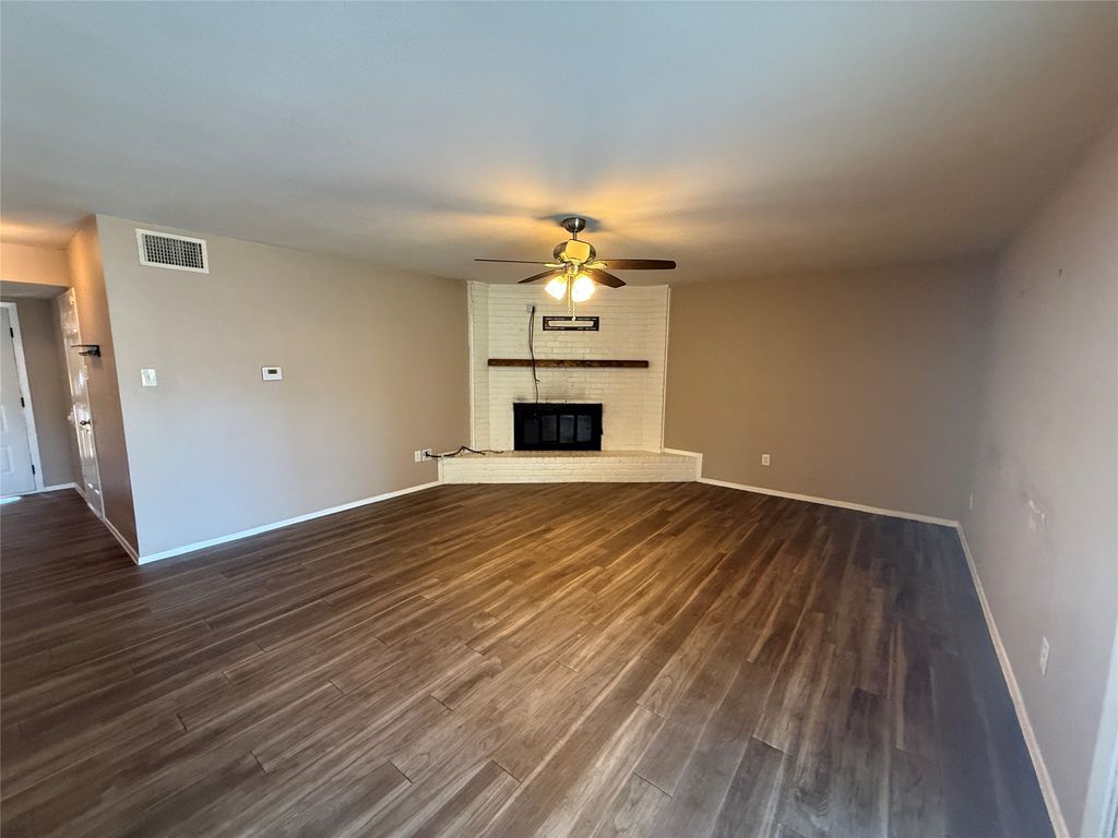 355 Ridgecrest Drive, Saginaw, TX 76179 — photo 5