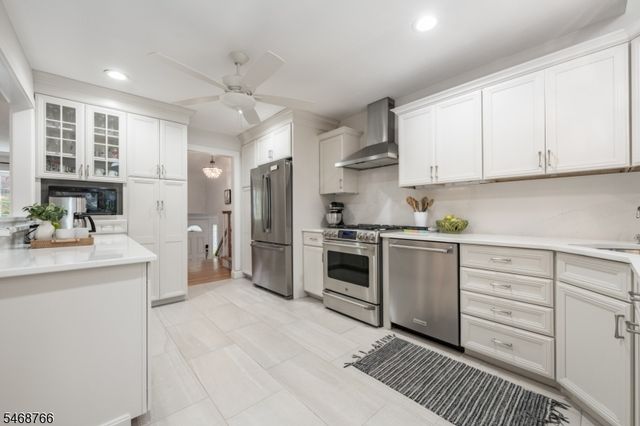 468 Charnwood Rd, New Providence Boro, NJ 07974