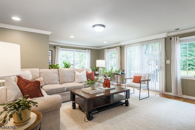 468 Charnwood Rd, New Providence Boro, NJ 07974