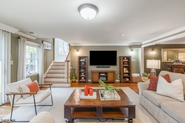 468 Charnwood Rd, New Providence Boro, NJ 07974