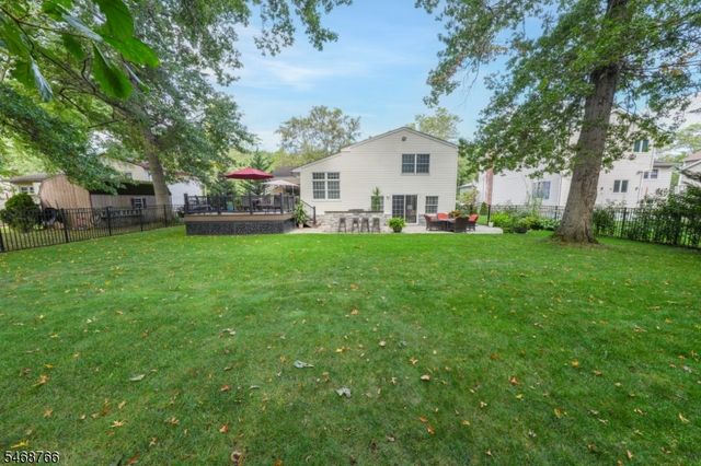 468 Charnwood Rd, New Providence Boro, NJ 07974