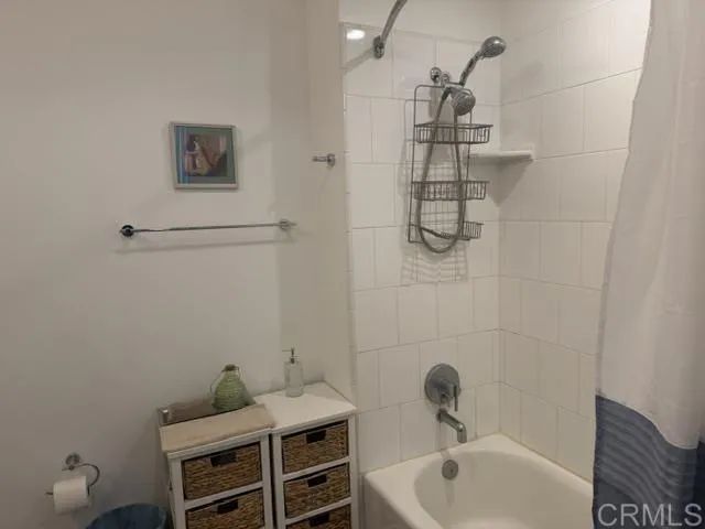321 10th 803, San Diego, CA 92101