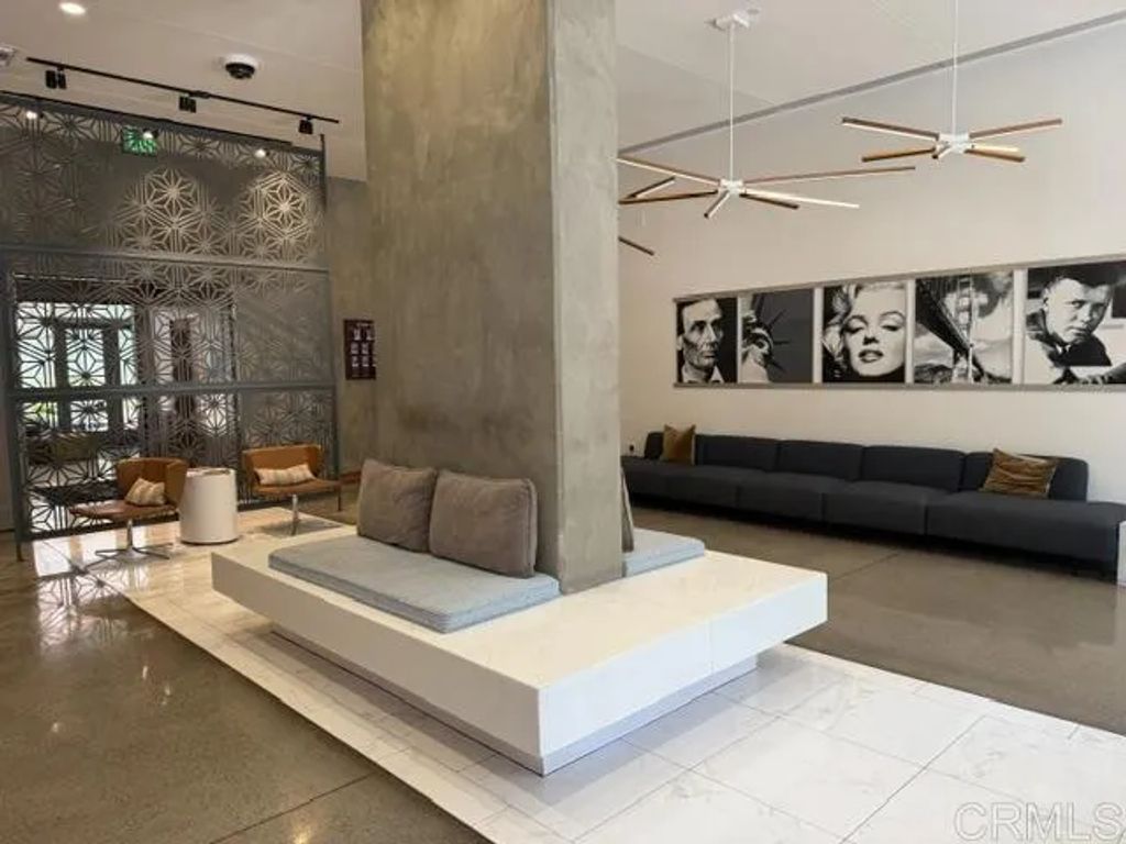 321 10th 803, San Diego, CA 92101
