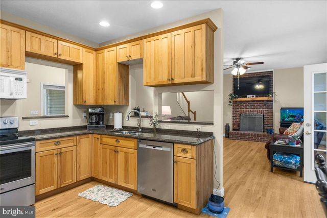 2981 OLD WINCHESTER RD, Boyce, VA 22620