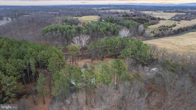 2981 OLD WINCHESTER RD, Boyce, VA 22620