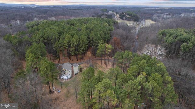 2981 OLD WINCHESTER RD, Boyce, VA 22620