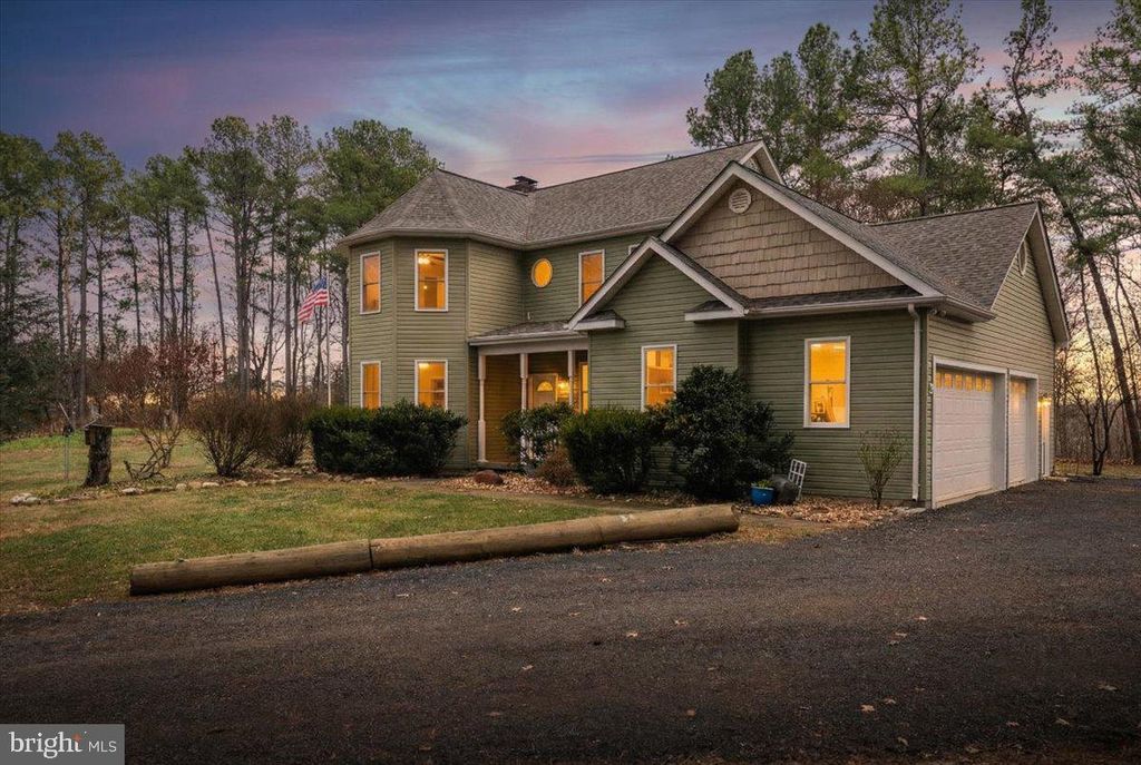 2981 OLD WINCHESTER RD, Boyce, VA 22620