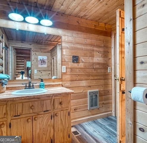 100 Reddick Drive, Blairsville, GA 30512
