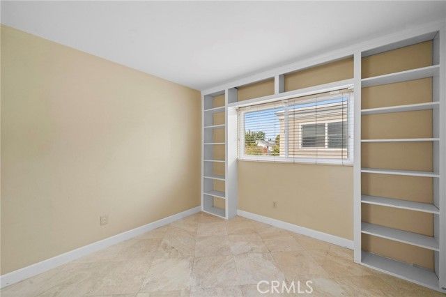 86 Kazan 40, Irvine, CA 92604