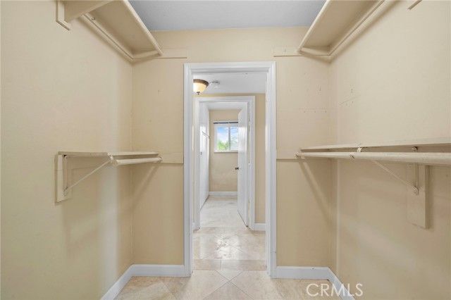 86 Kazan 40, Irvine, CA 92604