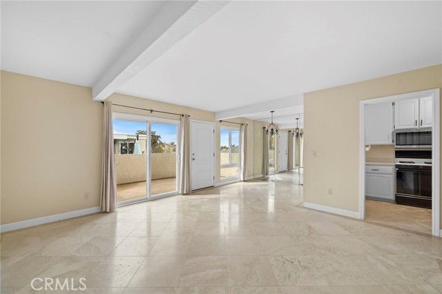 86 Kazan 40, Irvine, CA 92604