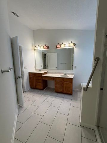 866 Flint Ridge, 301, Cold Spring, KY 41076