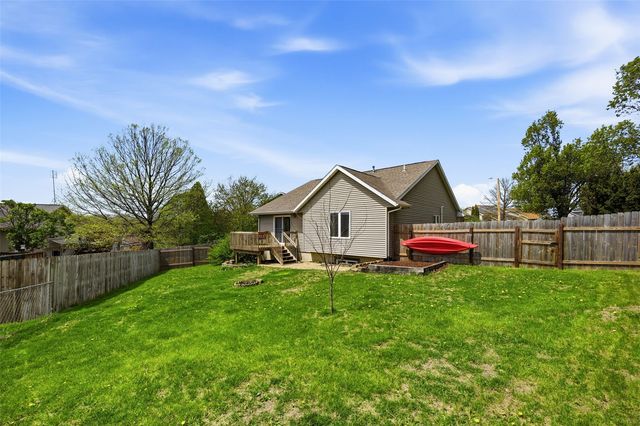 518 Tulip Ct, Tiffin, IA 52340