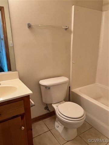 6018 Glencadam Rd, Petersburg, VA 23803