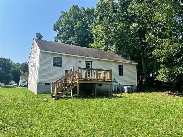 6018 Glencadam Rd, Petersburg, VA 23803