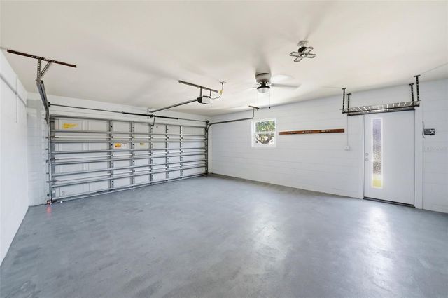 5611 VENETIAN BOULEVARD NE, St Petersburg, FL 33703