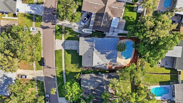 5611 VENETIAN BOULEVARD NE, St Petersburg, FL 33703