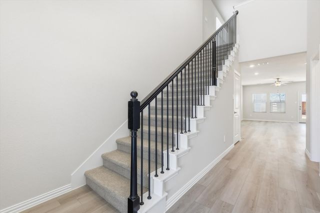 5611 Chasewood Dr, Mckinney, TX 75071