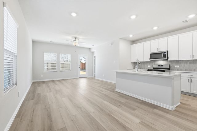 5611 Chasewood Dr, Mckinney, TX 75071