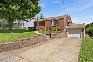 205 Nebraska, Lower Burrell, PA 15068