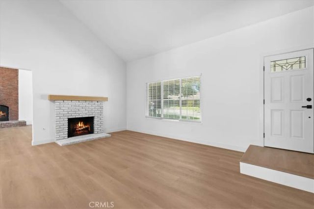 2463 Falling Oak, Riverside, CA 92506
