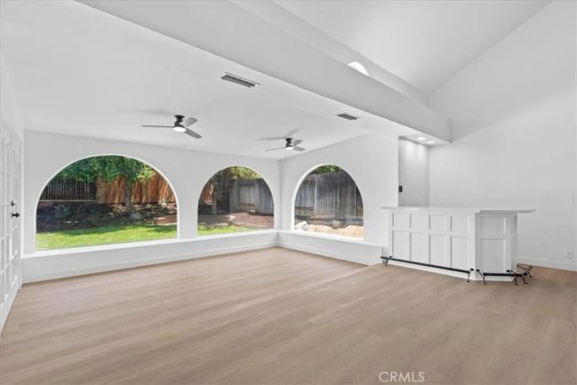 2463 Falling Oak, Riverside, CA 92506