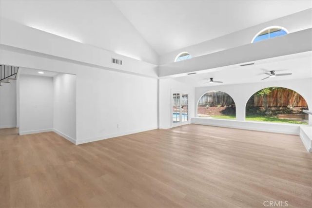 2463 Falling Oak, Riverside, CA 92506