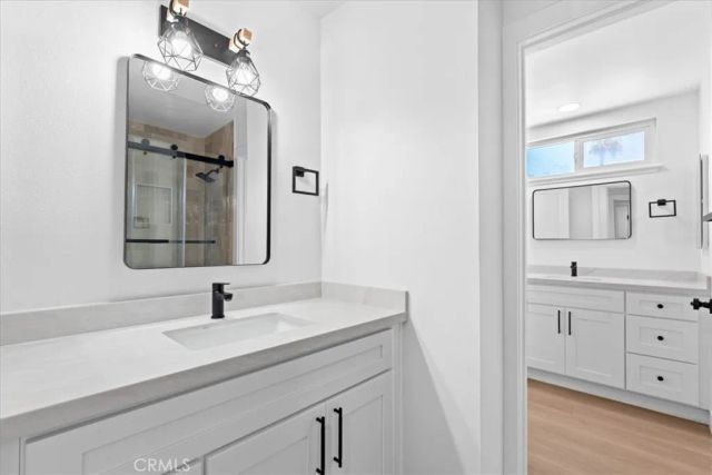 2463 Falling Oak, Riverside, CA 92506